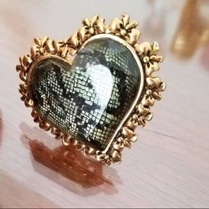betsey johnson black python ring size 7/8